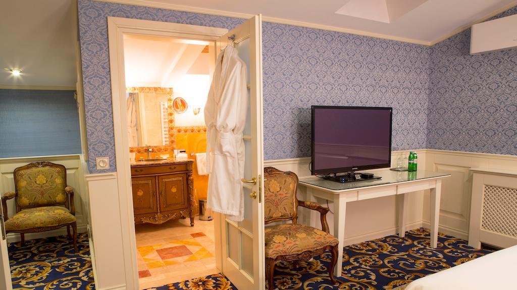 Ministerium Hotel Odessa Ngoại thất bức ảnh