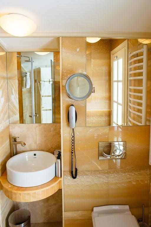 Ministerium Hotel Odessa Ngoại thất bức ảnh
