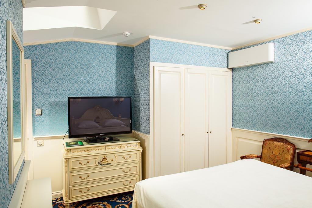 Ministerium Hotel Odessa Ngoại thất bức ảnh