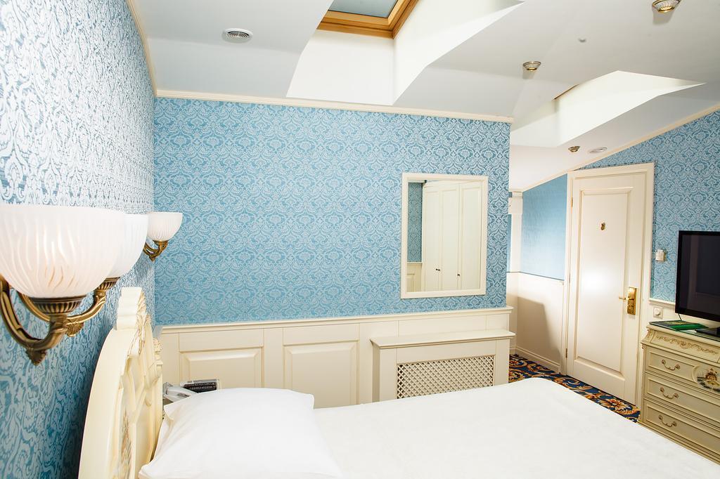 Ministerium Hotel Odessa Ngoại thất bức ảnh