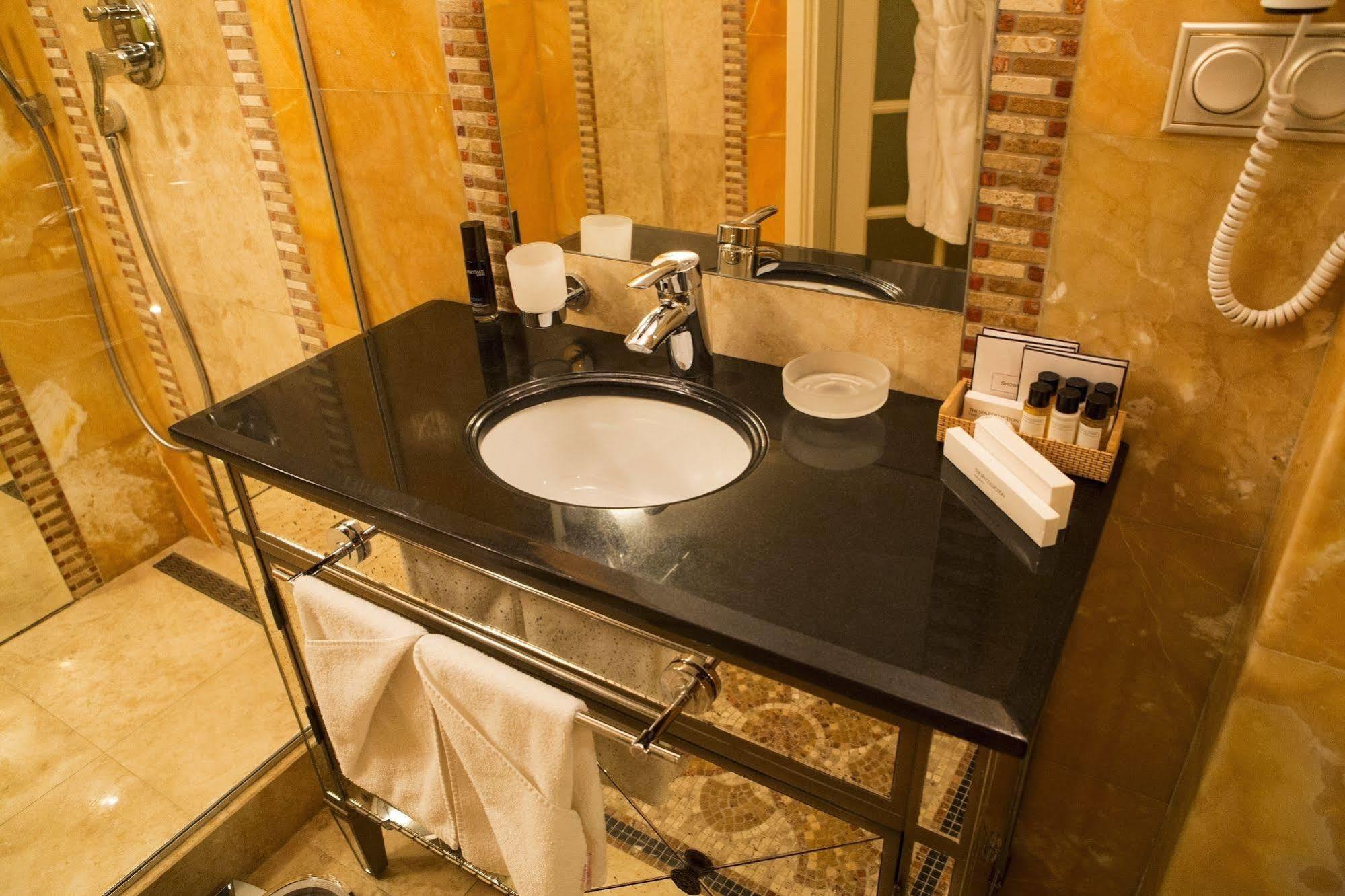 Ministerium Hotel Odessa Ngoại thất bức ảnh